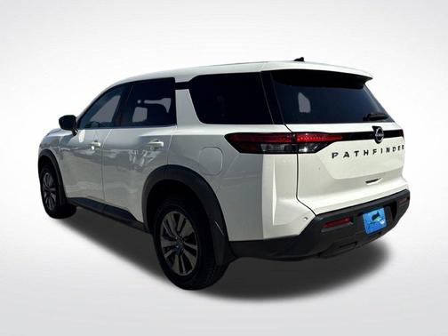 Glacier White 2023 Nissan Pathfinder S