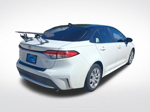 Super White 2020 Toyota Corolla LE