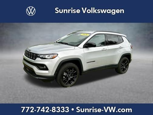 Silver Zynith 2026 Jeep Compass Latitude