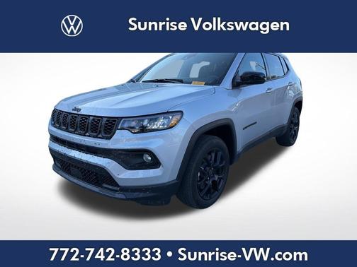 Silver Zynith 2026 Jeep Compass Latitude
