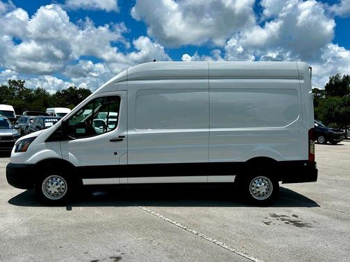 2025 Ford Transit-350 Base