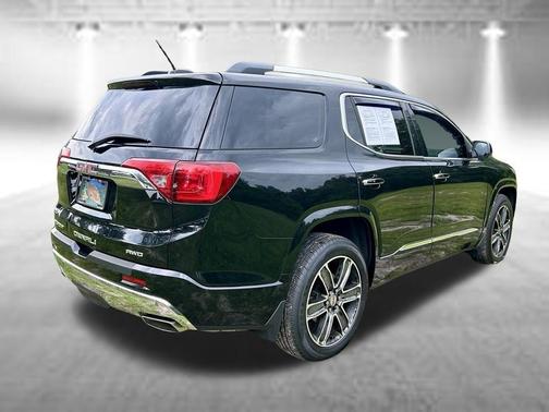 Ebony Twilight Metallic 2017 GMC Acadia Denali
