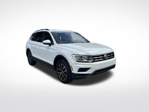 Pure White 2021 Volkswagen Tiguan 2.0T SE
