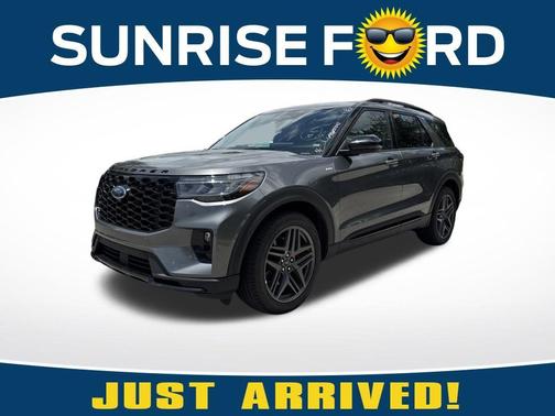 Gray Metallic 2026 Ford Explorer ST-Line