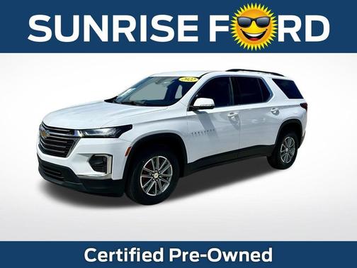 Summit White 2022 Chevrolet Traverse LT Cloth