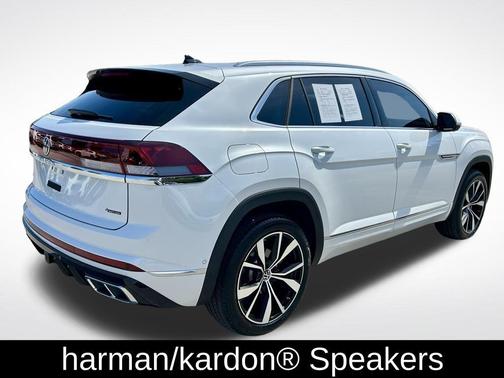 Opal White Pearl Effect 2025 Volkswagen Atlas Cross Sport 2.0T SEL Premium R-Line