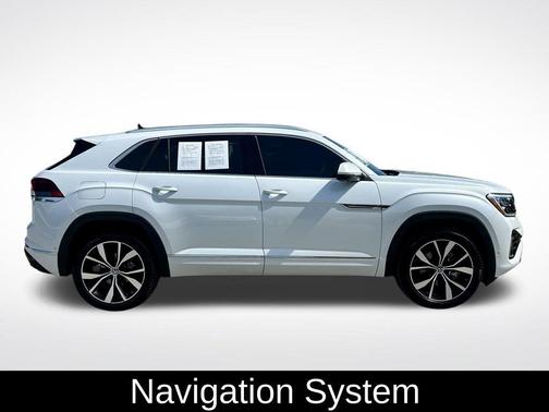 Opal White Pearl Effect 2025 Volkswagen Atlas Cross Sport 2.0T SEL Premium R-Line