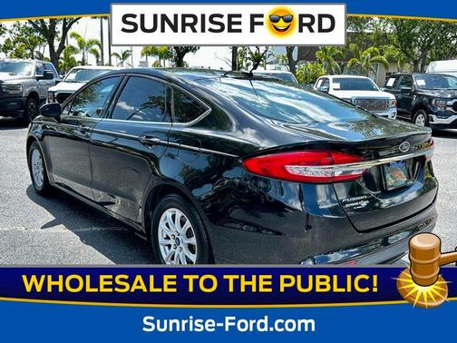 2017 Ford Fusion S