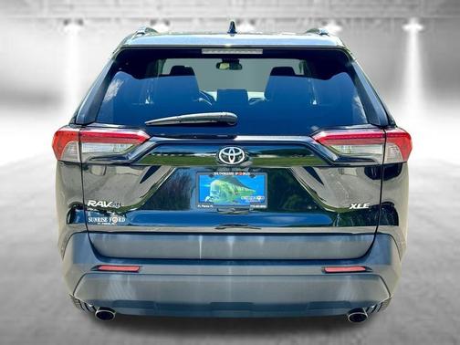 Midnight Black Metallic 2019 Toyota RAV4 XLE Premium