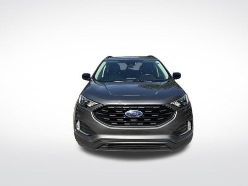 Gray Metallic 2024 Ford Edge SEL