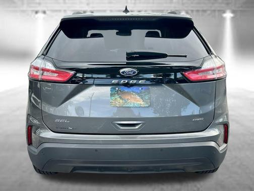 Gray Metallic 2024 Ford Edge SEL