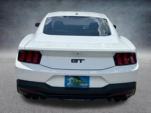 Oxford White 2024 Ford Mustang GT Premium