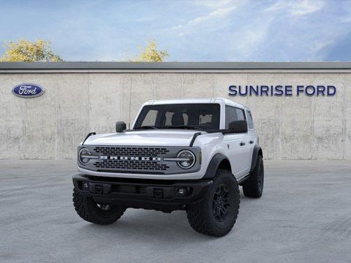 Oxford White 2026 Ford Bronco Badlands