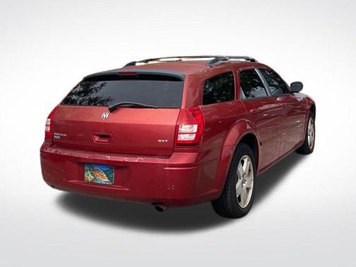 Inferno Red Crystal Pearl 2005 Dodge Magnum SXT