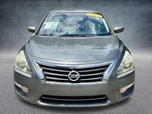 Gun Metallic 2015 Nissan Altima 2.5 S