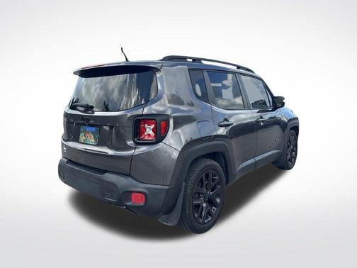 Granite Crystal Clearcoat Metallic 2017 Jeep Renegade Latitude