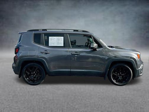 Granite Crystal Clearcoat Metallic 2017 Jeep Renegade Latitude
