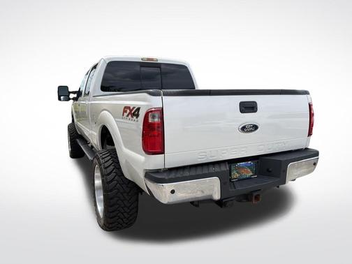 White Platinum Clearcoat Metallic 2012 Ford F-250 Lariat
