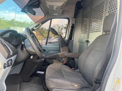 2019 Ford Transit-250 148 WB Medium Roof Cargo
