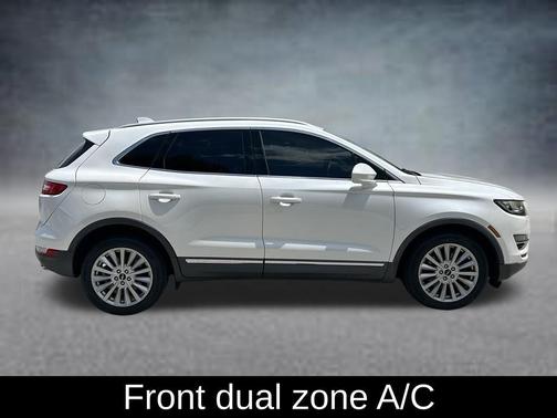 White Platinum Tri-Coat Metallic 2019 Lincoln MKC Standard