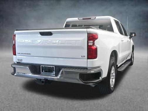 Summit White 2023 Chevrolet Silverado 1500 LT