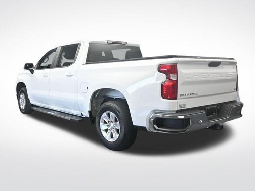 Summit White 2023 Chevrolet Silverado 1500 LT