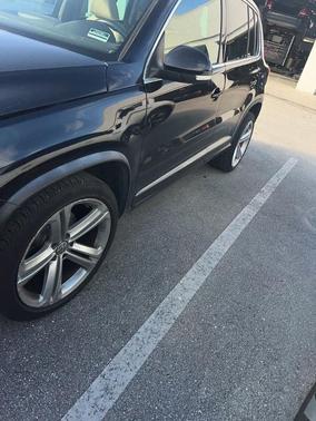 2016 Volkswagen Tiguan R-Line