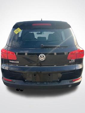 2016 Volkswagen Tiguan R-Line