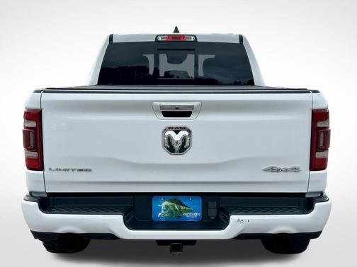 Bright White Clearcoat 2022 RAM 1500 Limited
