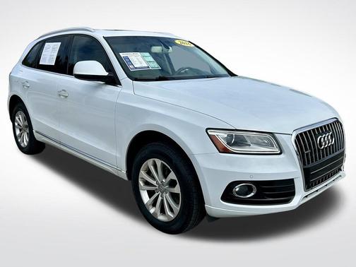 Glacier White Metallic 2016 Audi Q5 2.0T Premium Plus