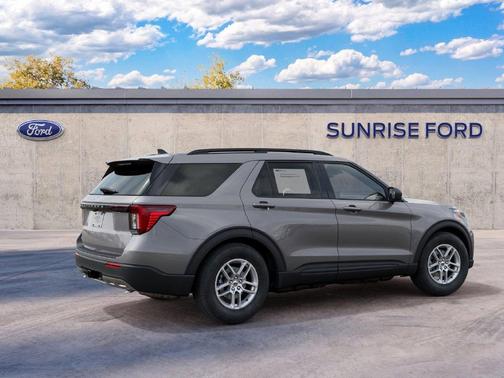 Gray Metallic 2027 Ford Explorer