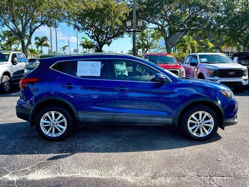 Caspian Blue 2019 Nissan Rogue Sport SV