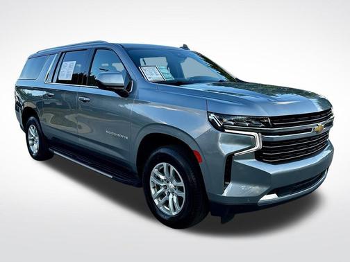 2023 Chevrolet Suburban LT