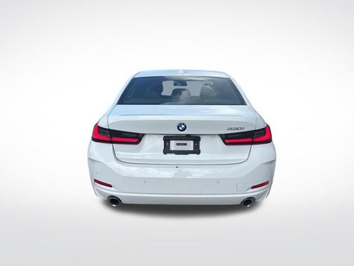 2025 BMW 330 i