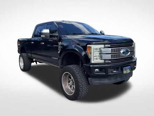 Shadow Black 2017 Ford F-250 Platinum