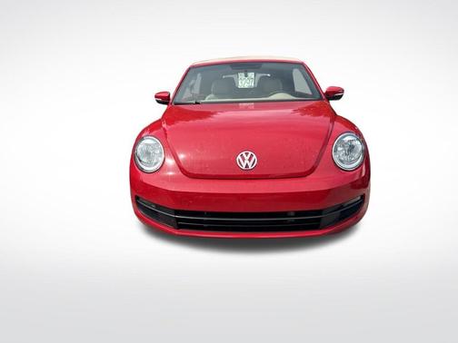 Tornado Red 2015 Volkswagen Beetle 1.8T