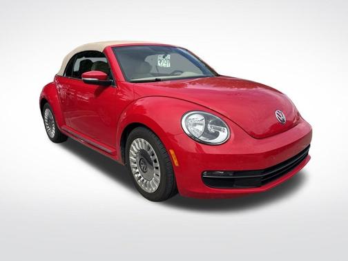 Tornado Red 2015 Volkswagen Beetle 1.8T