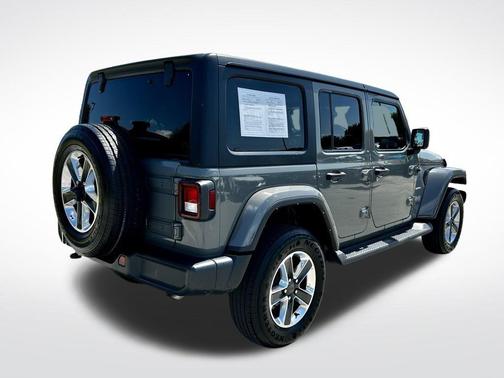 2022 Jeep Wrangler Unlimited Sahara
