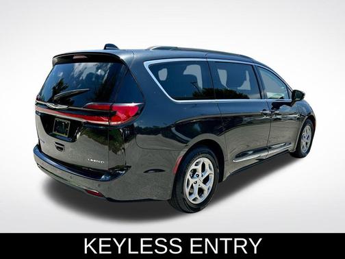 2022 Chrysler Pacifica Limited
