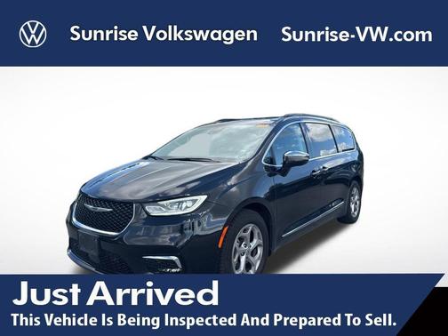 2022 Chrysler Pacifica Limited