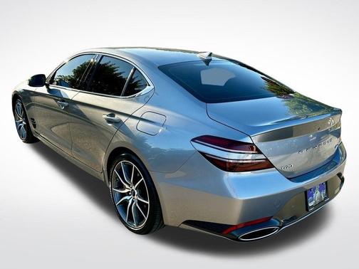 2024 Genesis G70 2.5T