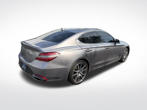 2024 Genesis G70 2.5T