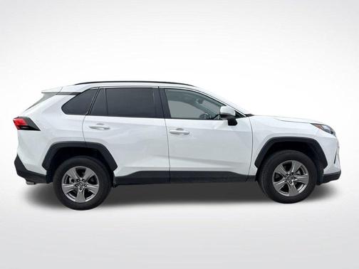 Ice 2025 Toyota RAV4 XLE