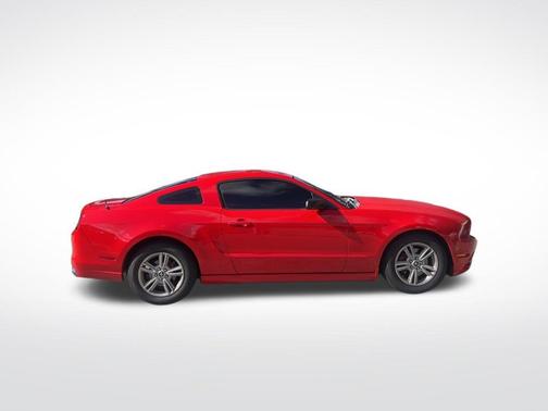 Race Red 2014 Ford Mustang V6