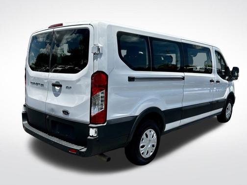 2022 Ford Transit-350 XLT