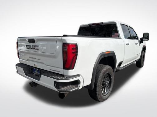 2024 GMC Sierra 2500 Denali