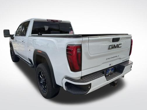 2024 GMC Sierra 2500 Denali