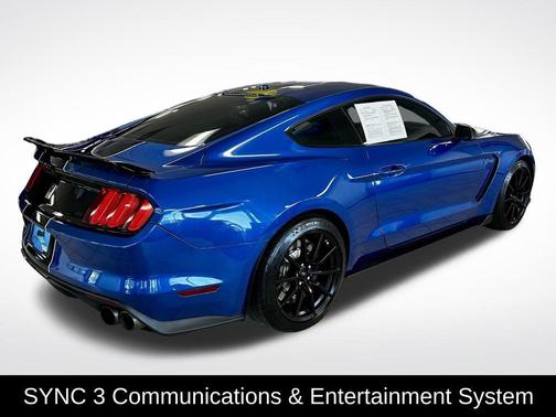 2017 Ford Shelby GT350 Base