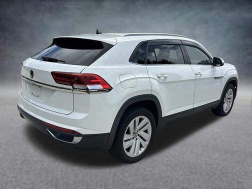 Pure White 2021 Volkswagen Atlas Cross Sport 2.0T SE w/Technology