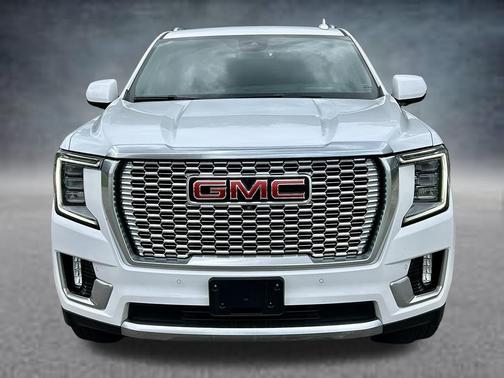 Summit White 2023 GMC Yukon Denali